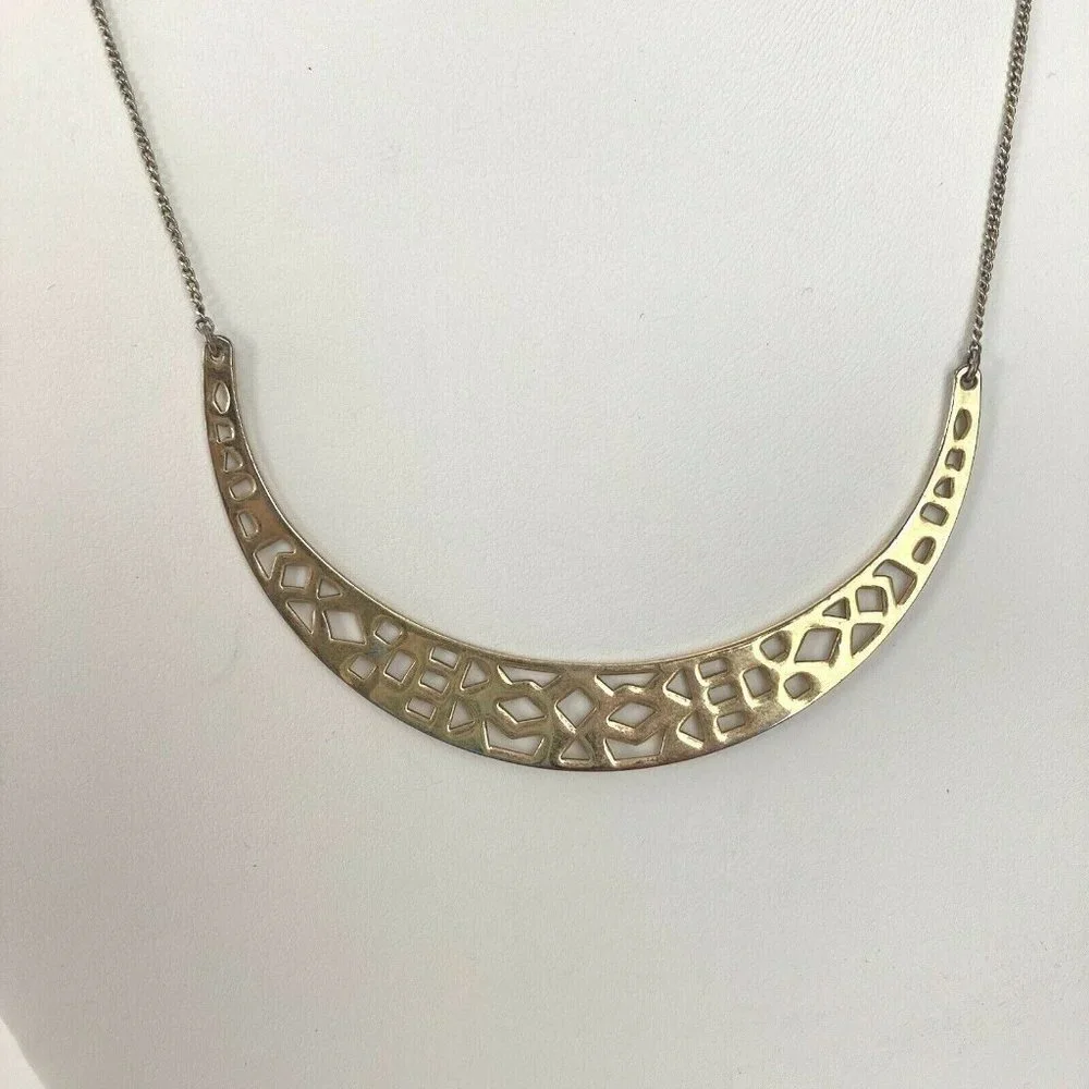 Stella & Dot Avalon Necklace Gold Tone Crescent Pendant Open Work Adjustable